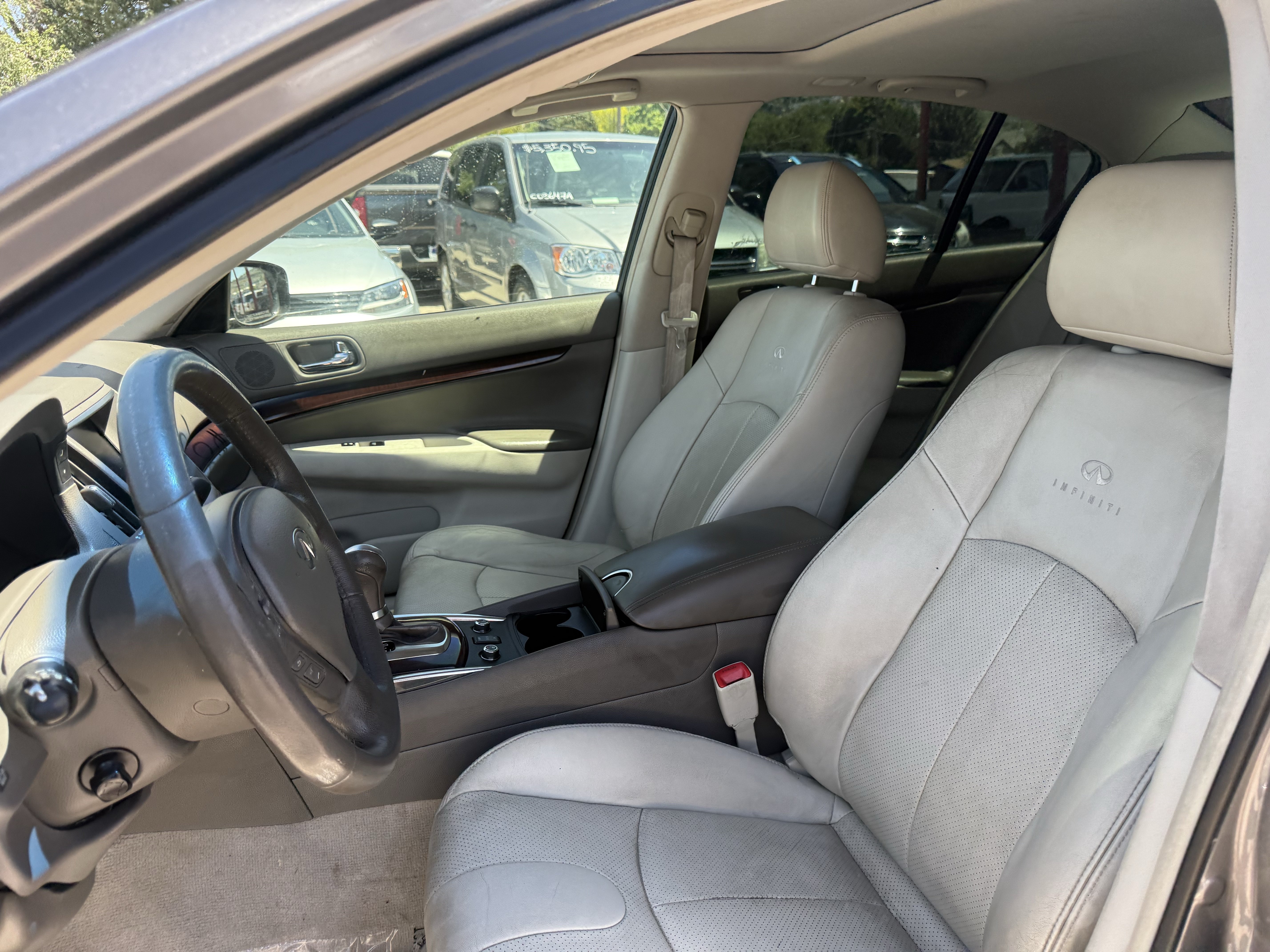 Used 2012 INFINITI G37 x Sedan w/ Premium Pkg AWD/4WD image 13