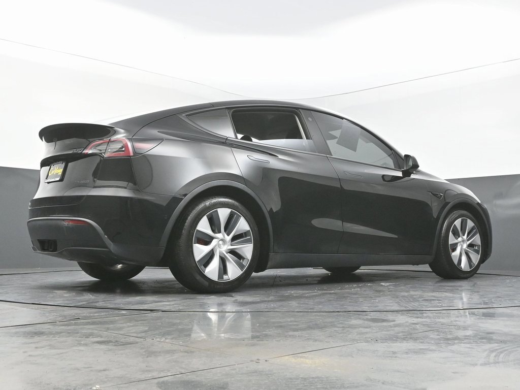 Used 2022 Tesla Model Y Performance image 49