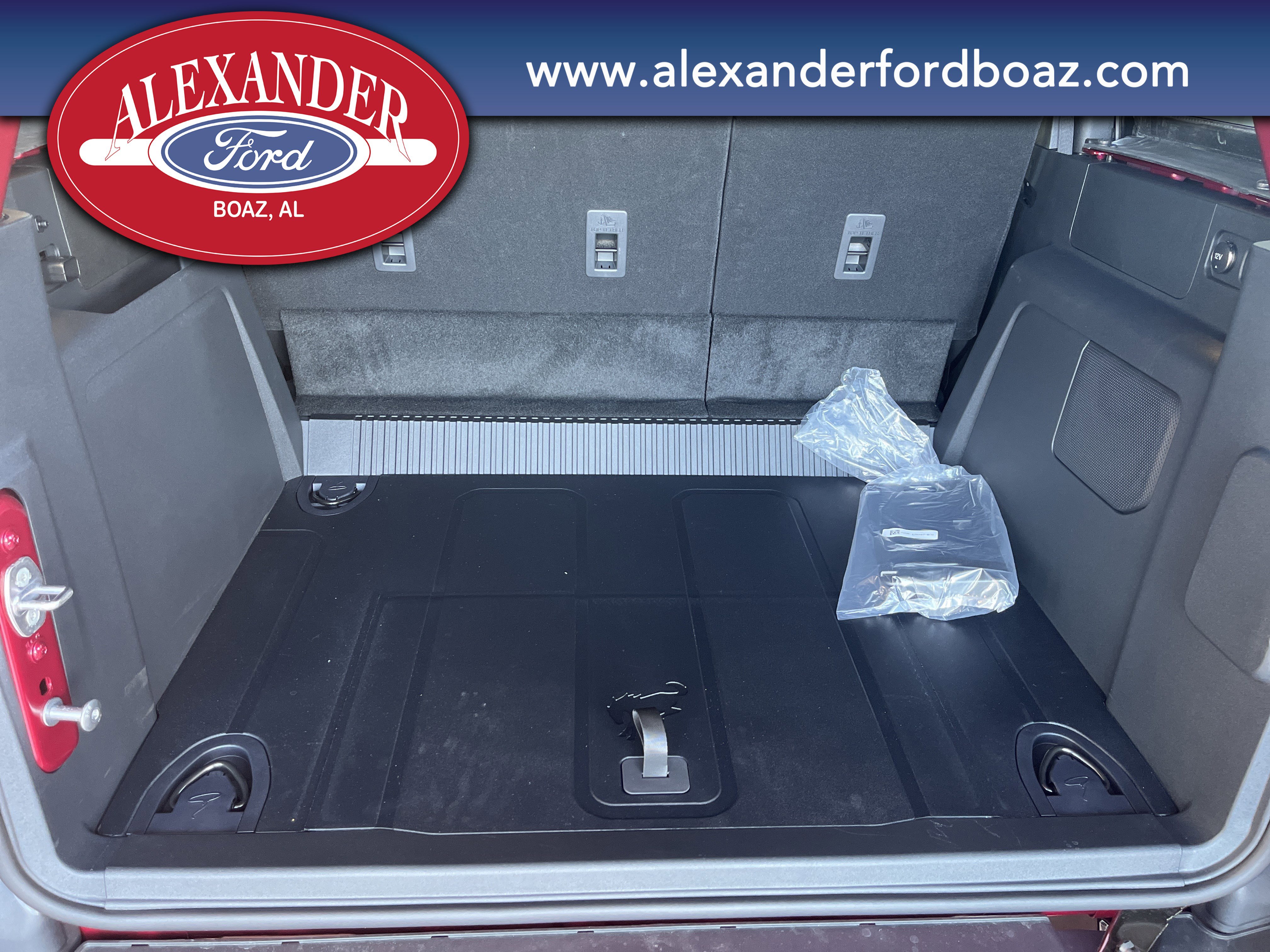 New 2025 Ford Bronco Big Bend w/ Black Diamond Package image 19