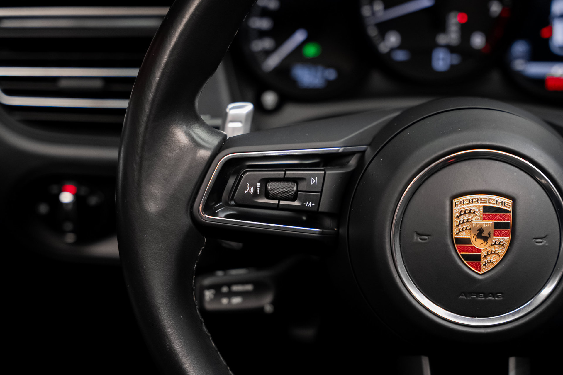 Used 2022 Porsche Macan GTS AWD/4WD image 44