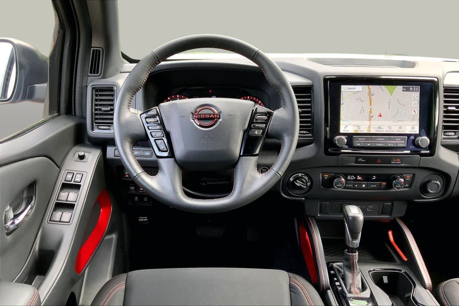 Used 2024 Nissan Frontier PRO-4X w/ Technology Package AWD/4WD image 6