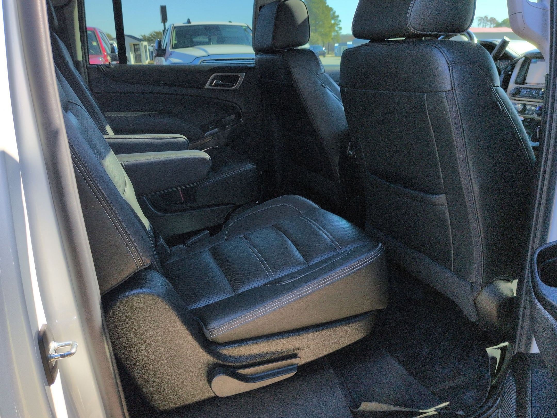 Used 2020 GMC Yukon XL Denali w/ Open Road Package AWD/4WD image 20