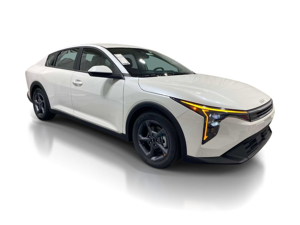 New 2026 Kia K4 FWD image 5