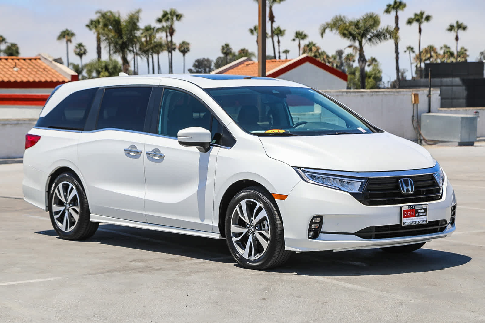 Used 2024 Honda Odyssey Touring image 4