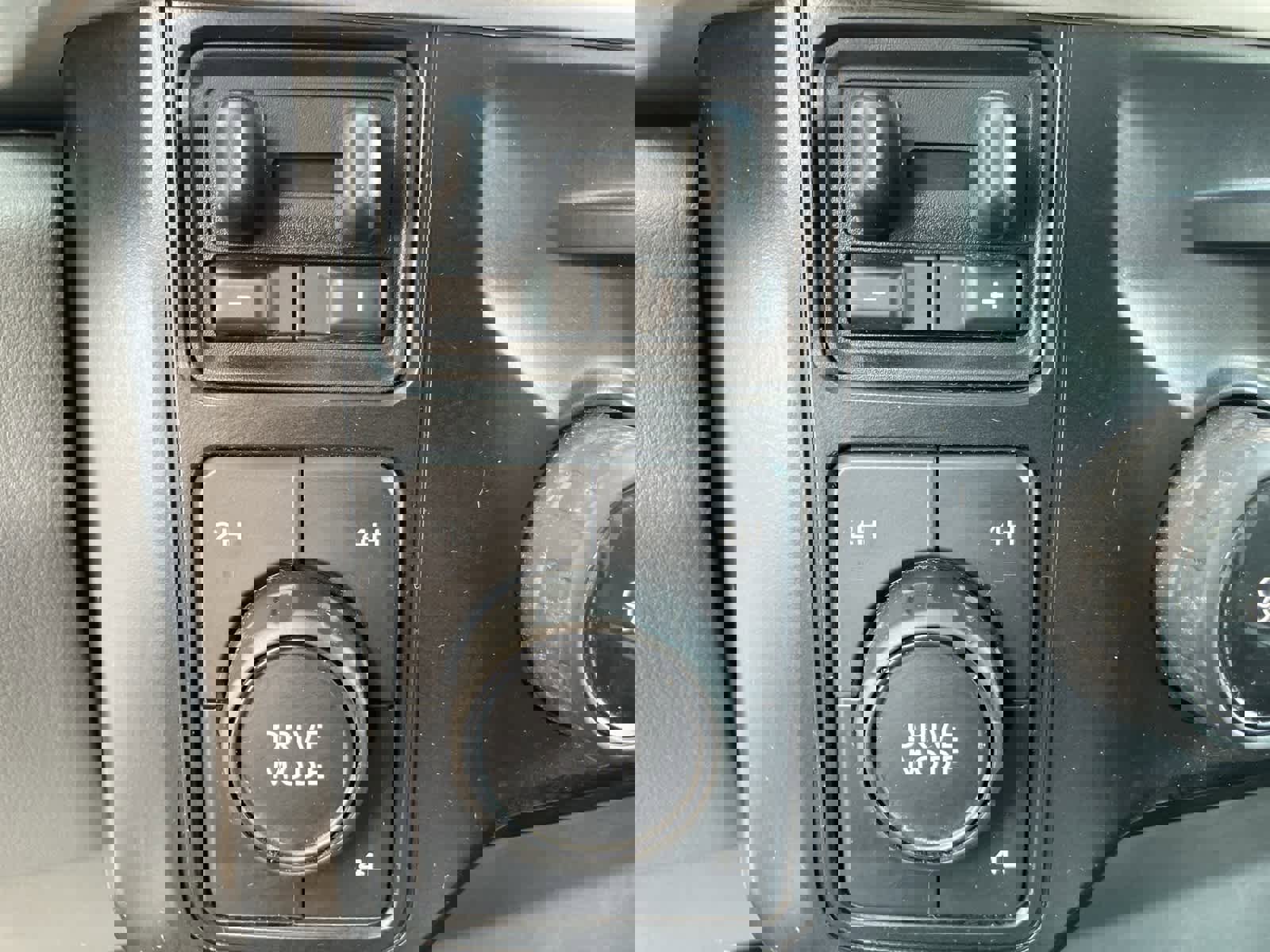 Used 2023 Ford F450 XLT w/ 360-Degree Camera Package image 16