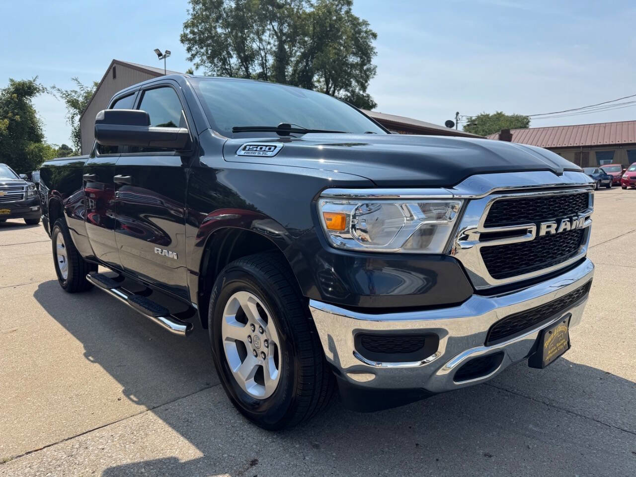 Used 2019 RAM 1500 Tradesman image 3