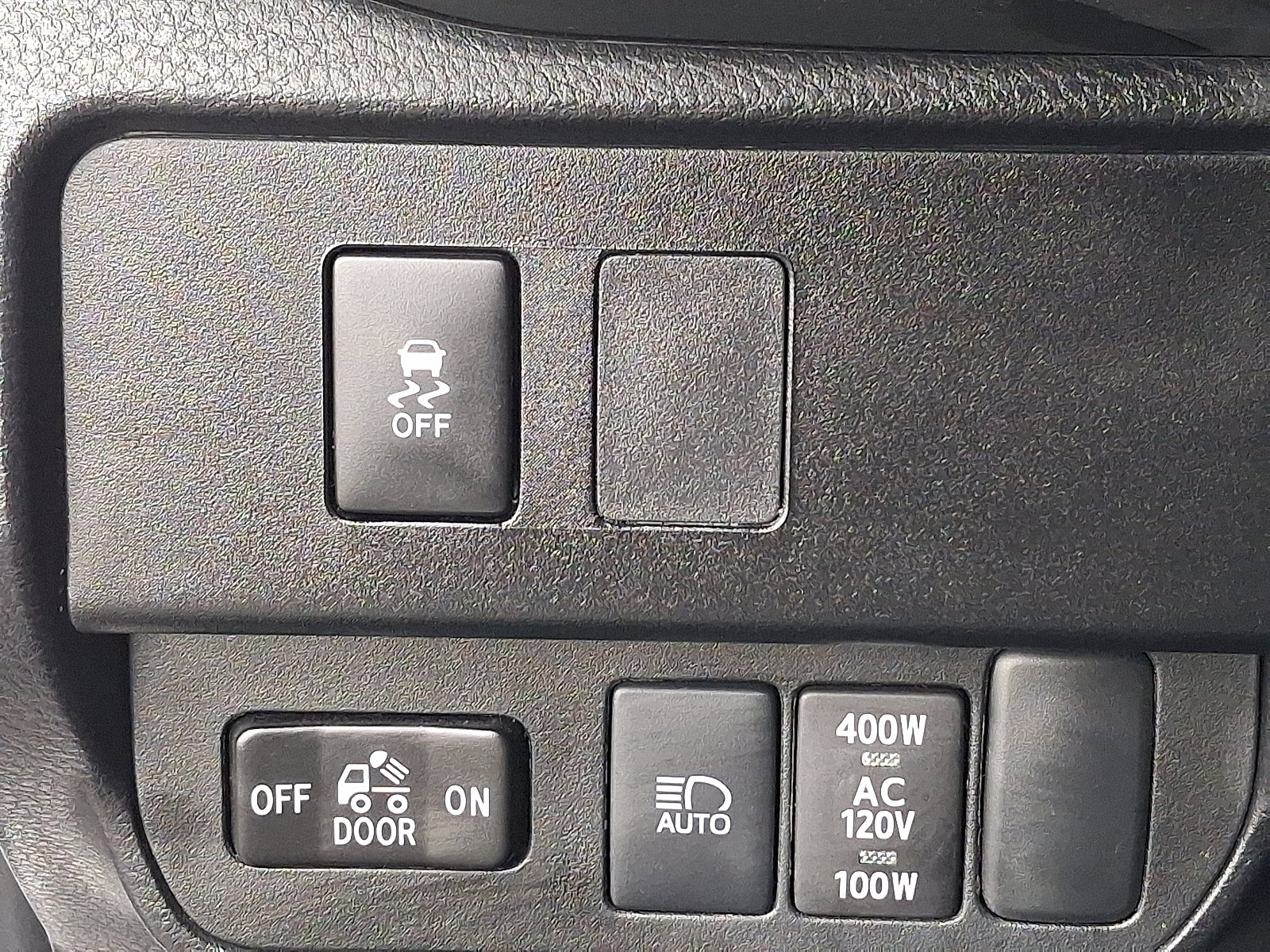 Used 2023 Toyota Tacoma TRD Off-Road w/ TRD Premium Off Road Package AWD/4WD image 26