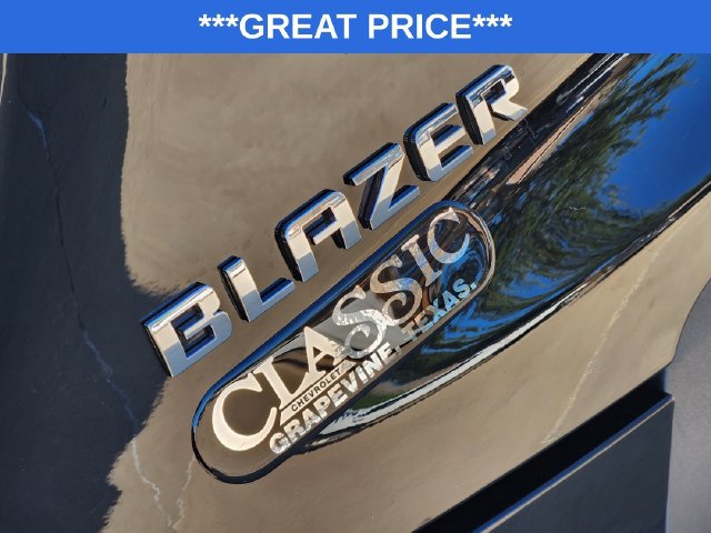 Used 2024 Chevrolet Blazer LT w/ Convenience Package FWD image 9