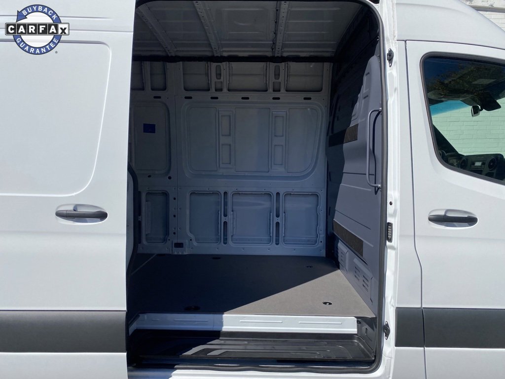 Used 2025 Mercedes-Benz Sprinter 2500 image 10