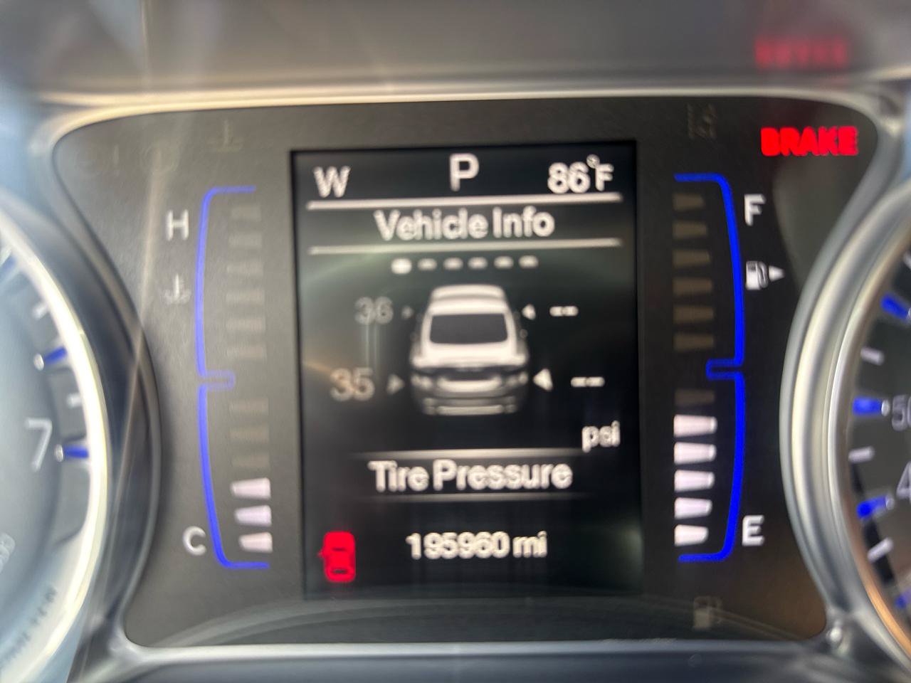 Used 2015 Chrysler 200 Limited w/ Convenience Group FWD image 18