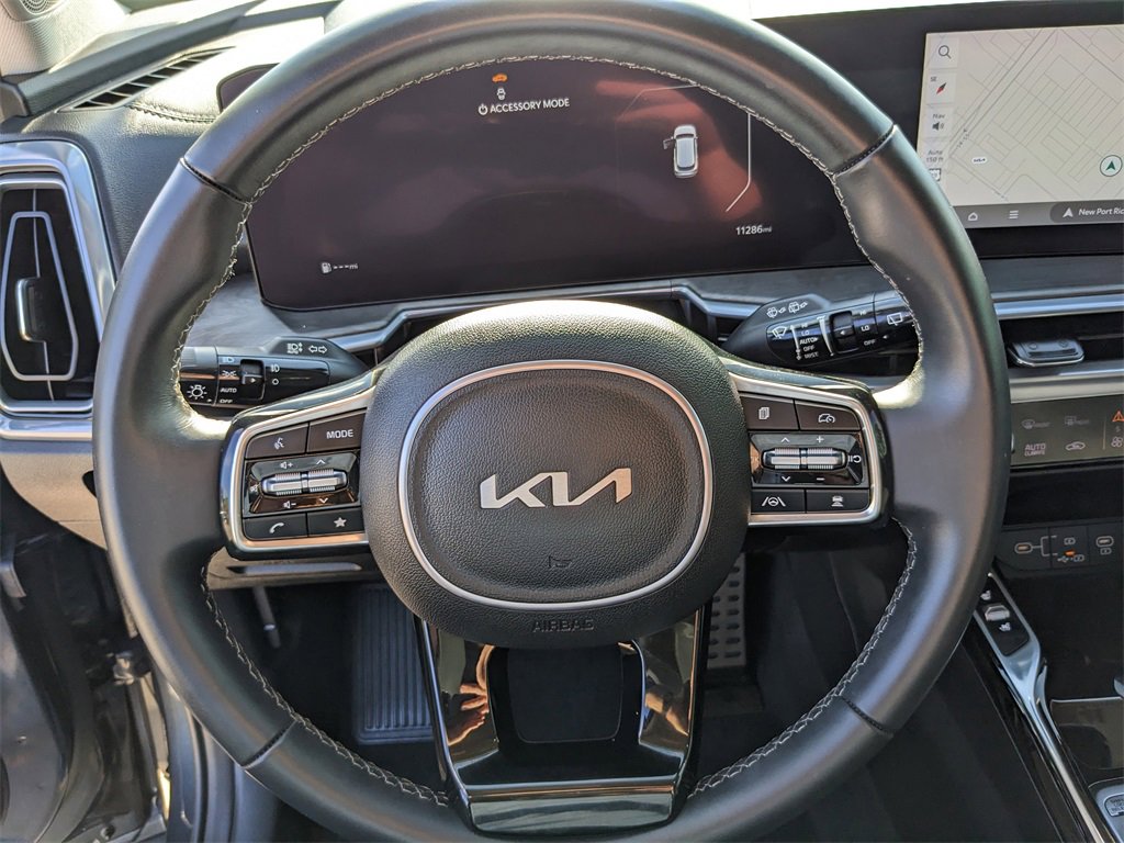 Certified 2024 Kia Sorento SX image 32