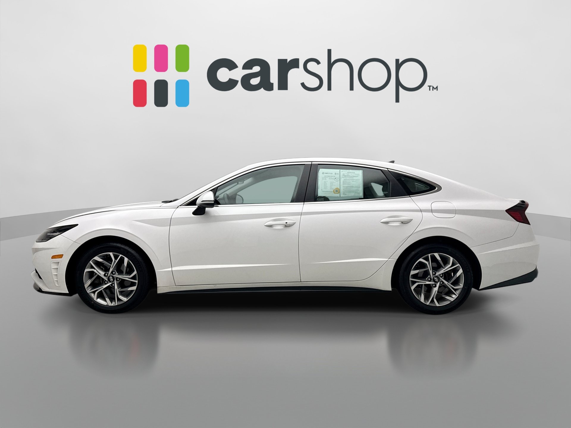 Used 2023 Hyundai Sonata SEL FWD image 2