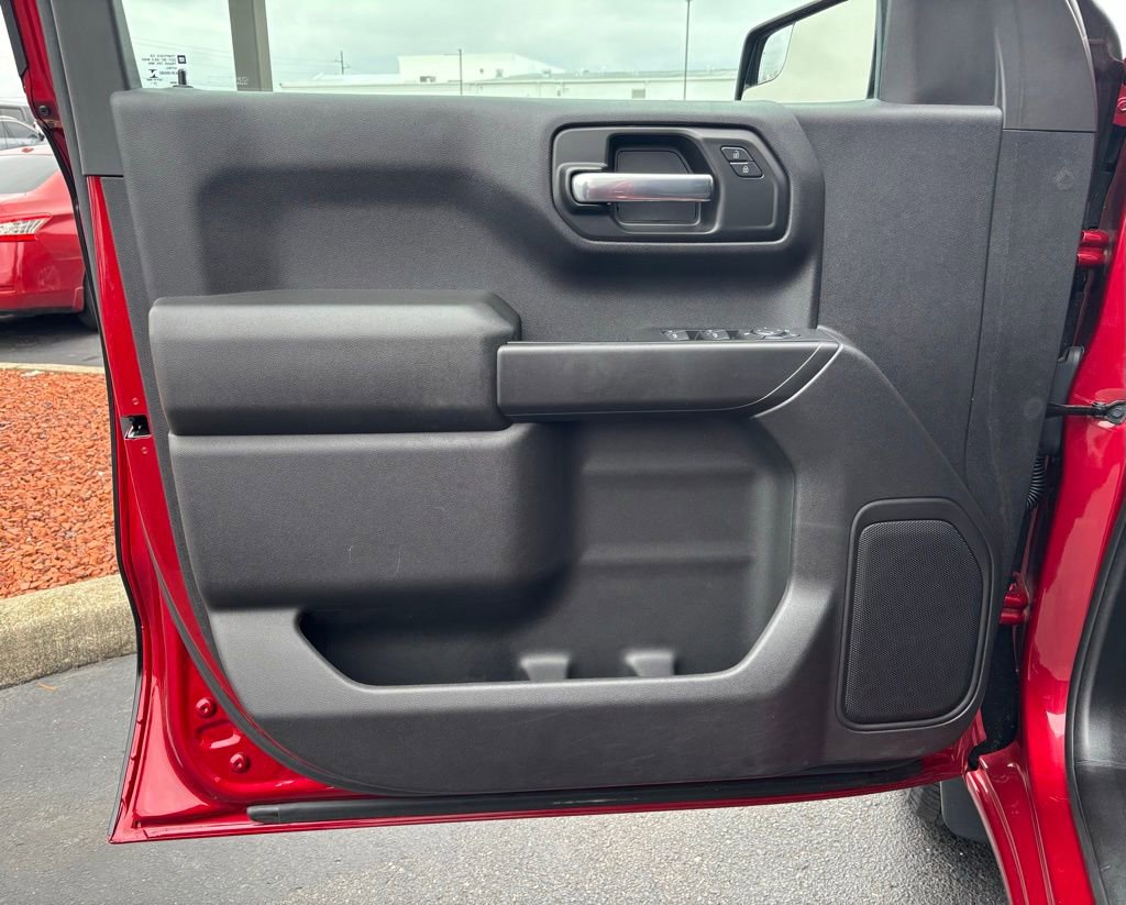 Used 2021 Chevrolet Silverado 1500 Custom image 11