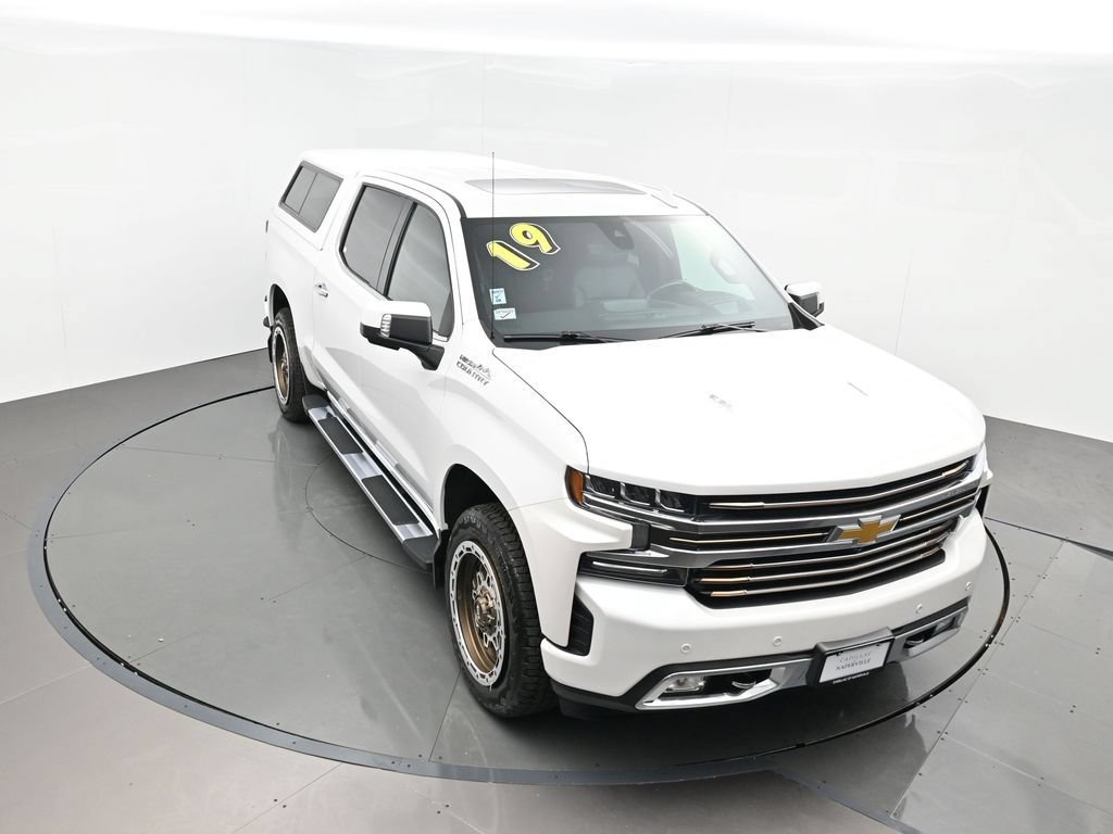 Used 2019 Chevrolet Silverado 1500 High Country w/ Technology Package AWD/4WD image 43