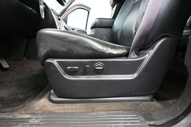 Used 2012 GMC Yukon XL SLT w/ SLT-2 Equipment Package AWD/4WD image 20