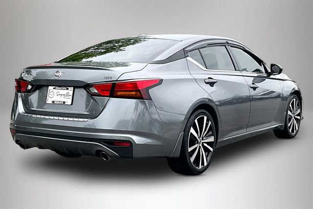 Used 2022 Nissan Altima 2.5 SR FWD image 5