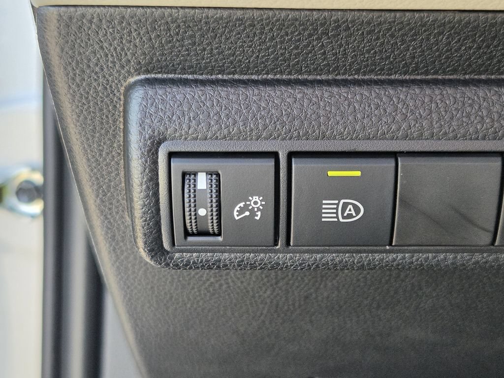 Used 2026 Toyota Corolla LE FWD image 23
