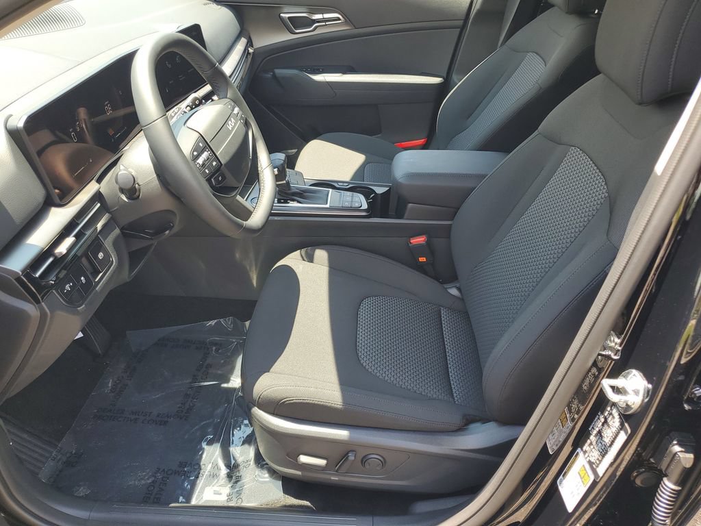 New 2026 Kia Sportage LX w/ LX Convenience Package FWD image 5