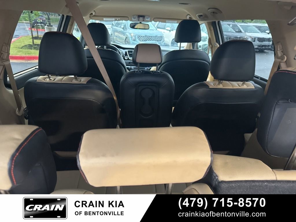 Used 2016 Kia Sedona EX FWD image 46