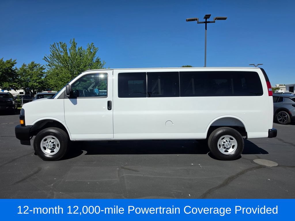 Used 2025 Chevrolet Express 3500 LS RWD image 2