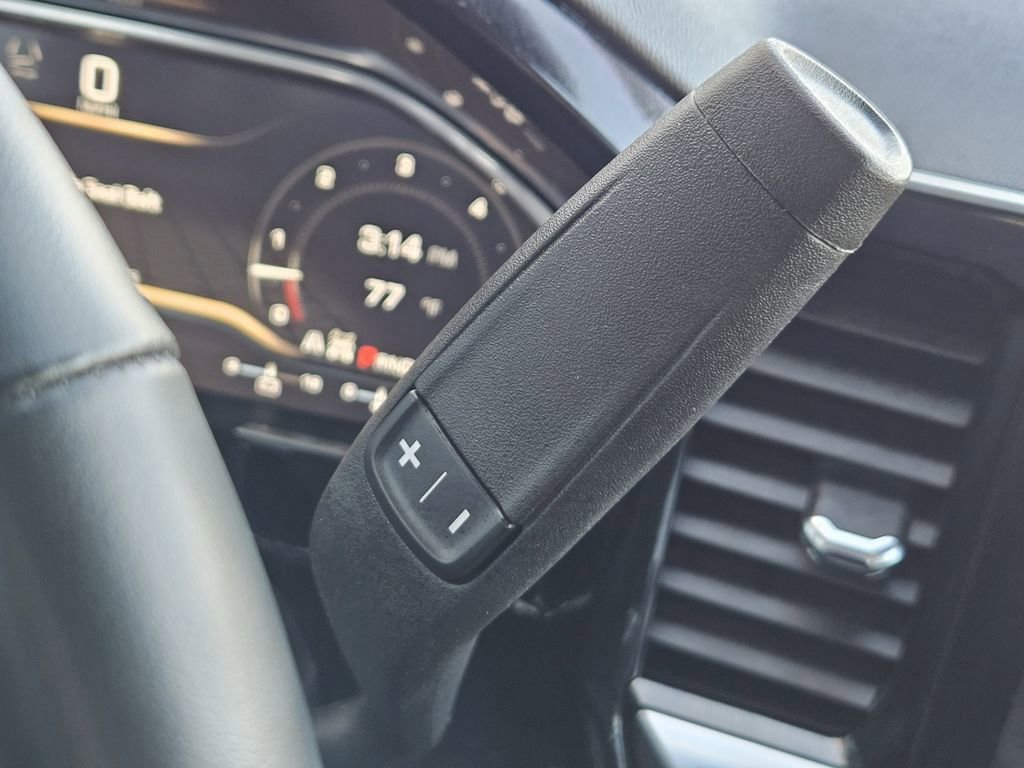 Used 2024 GMC Sierra 2500 SLT w/ SLT Premium Package image 29