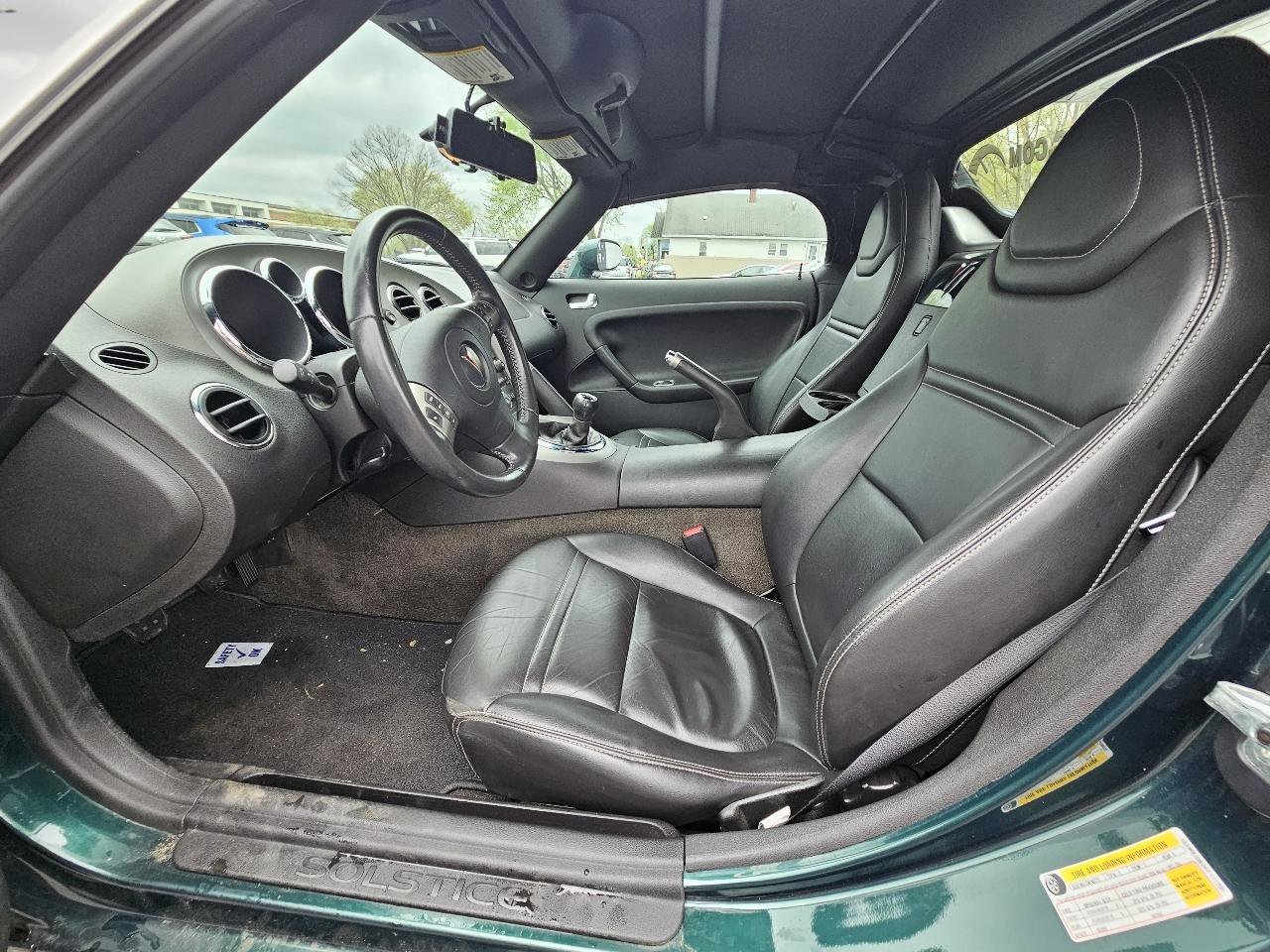 Used 2006 Pontiac Solstice Convertible w/ Premium Package image 19