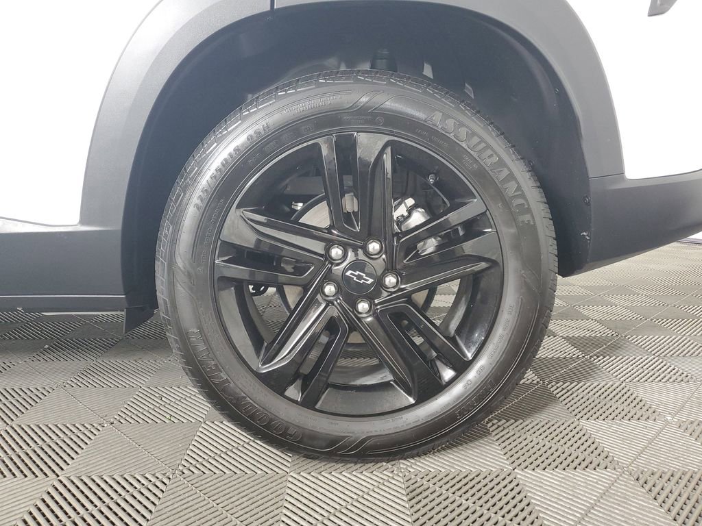 Used 2026 Chevrolet Trax ACTIV image 30