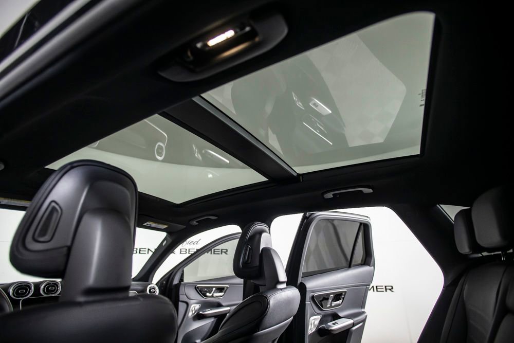 Used 2025 Mercedes-Benz GLC 300 4MATIC w/ AMG Line image 22
