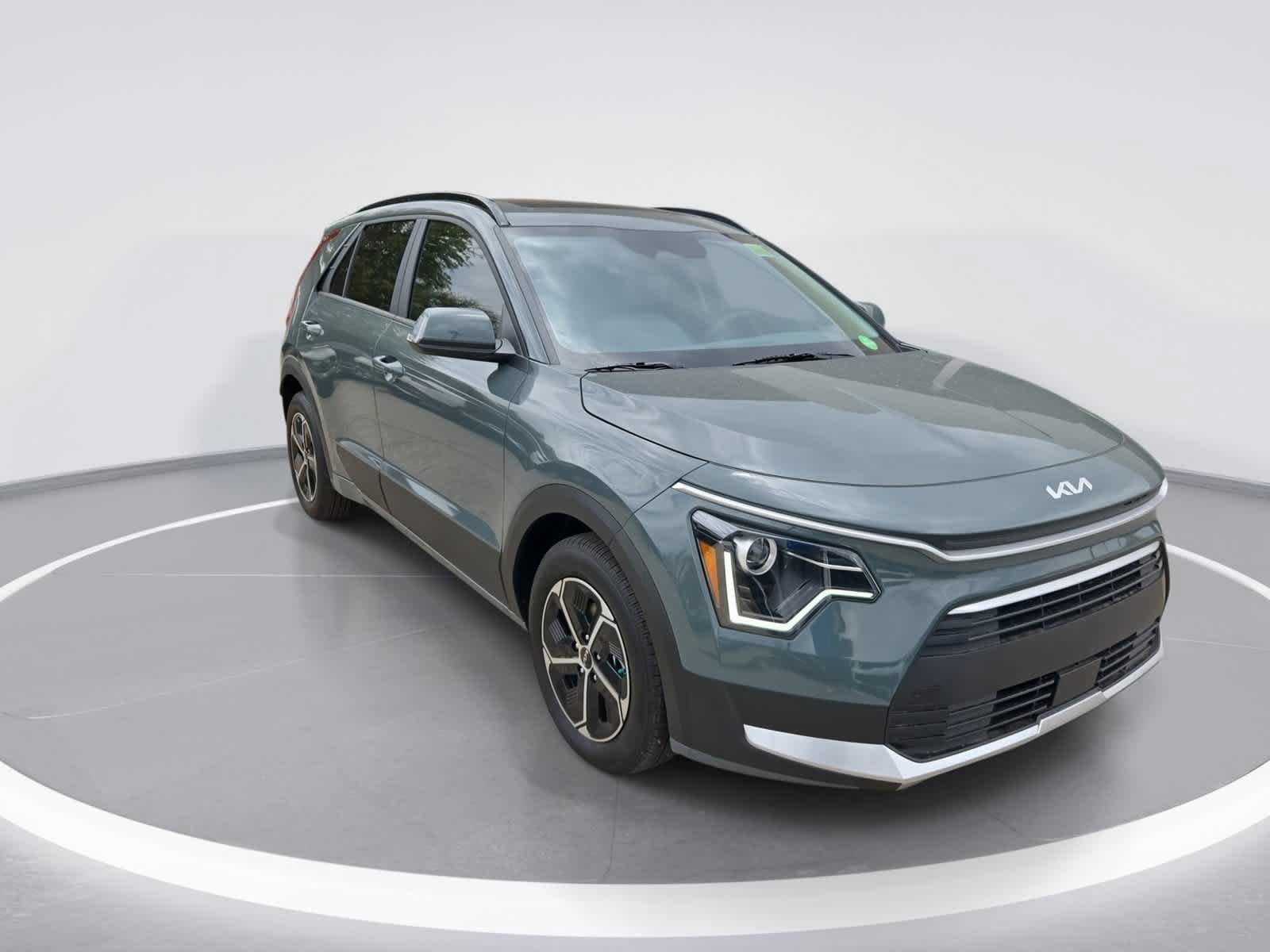 New 2026 Kia Niro EX w/ EX Premium Package FWD image 2