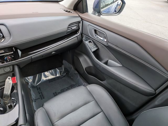 Used 2023 Nissan Rogue SL image 13