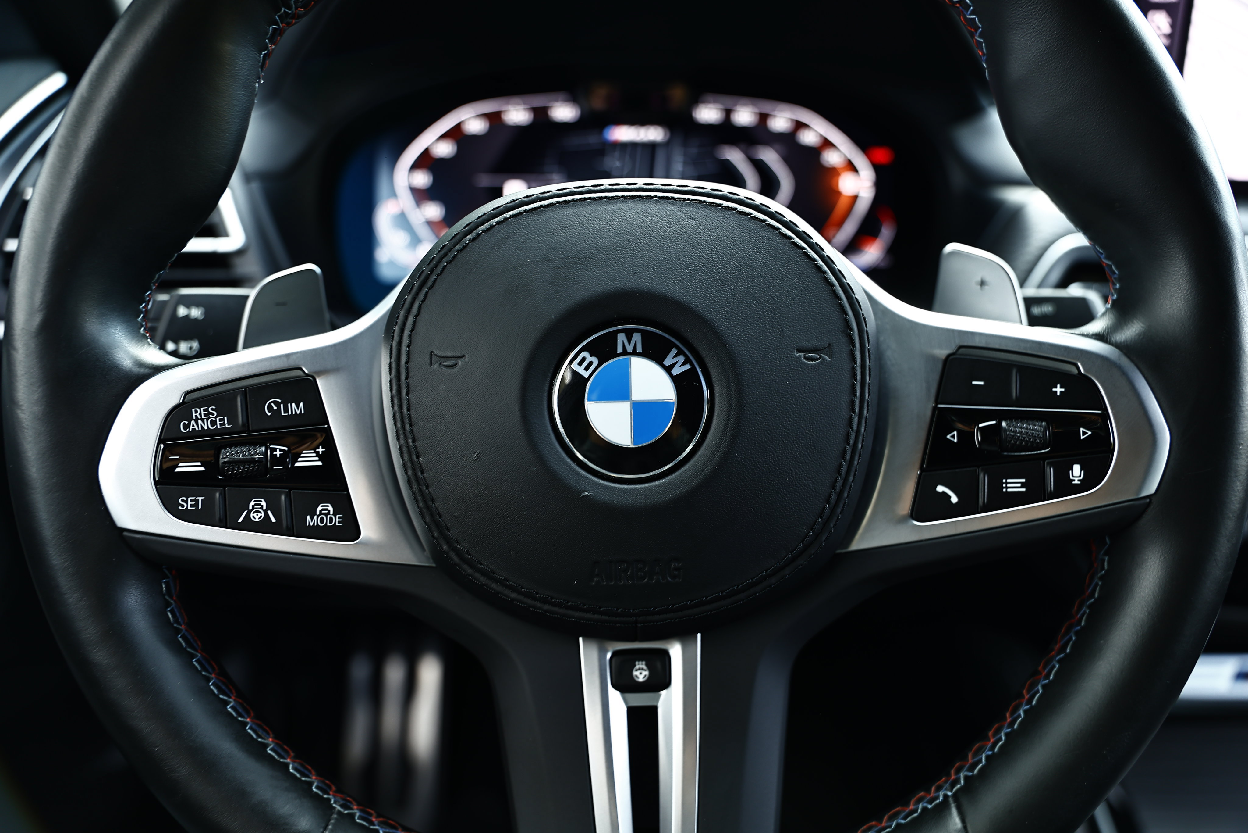 Used 2024 BMW X4 M40i AWD/4WD image 32