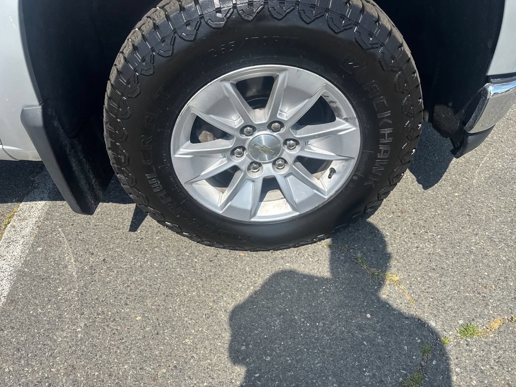 Used 2019 Chevrolet Silverado 1500 LT w/ All-Star Edition AWD/4WD image 19