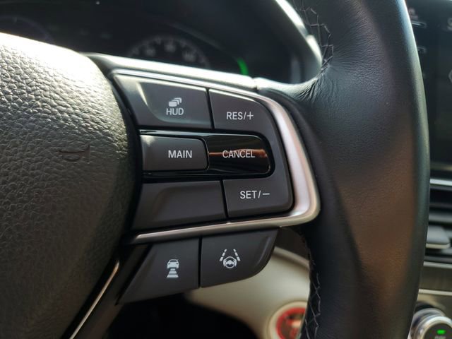 Used 2018 Honda Accord Touring image 23