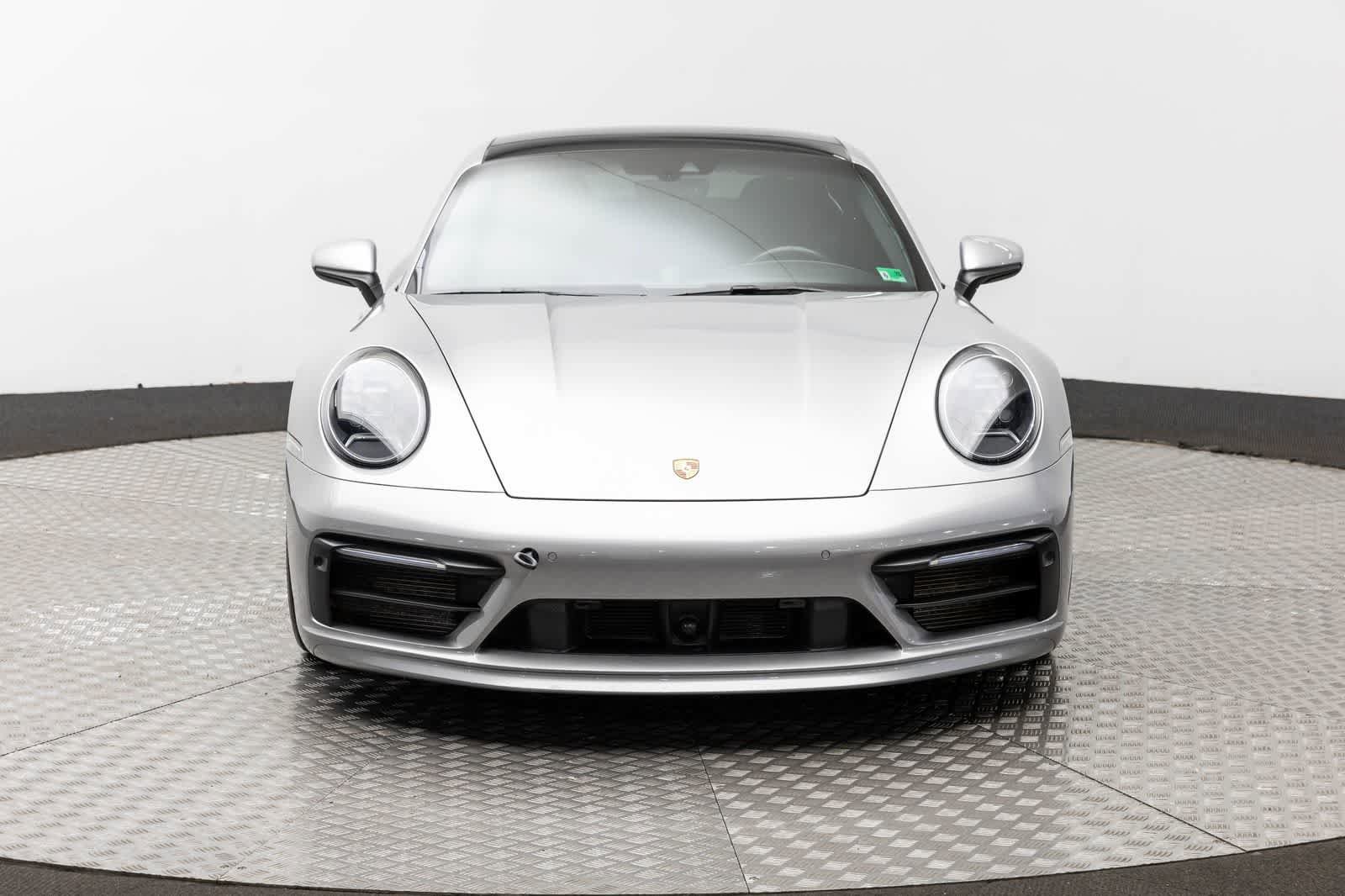 Used 2020 Porsche 911 Carrera S RWD image 6