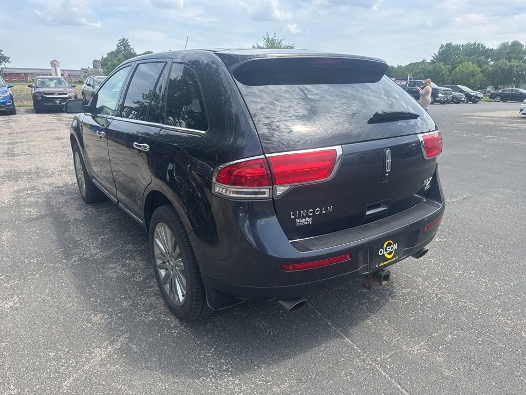 Used 2015 Lincoln MKX AWD w/ Equipment Group 102A image 6