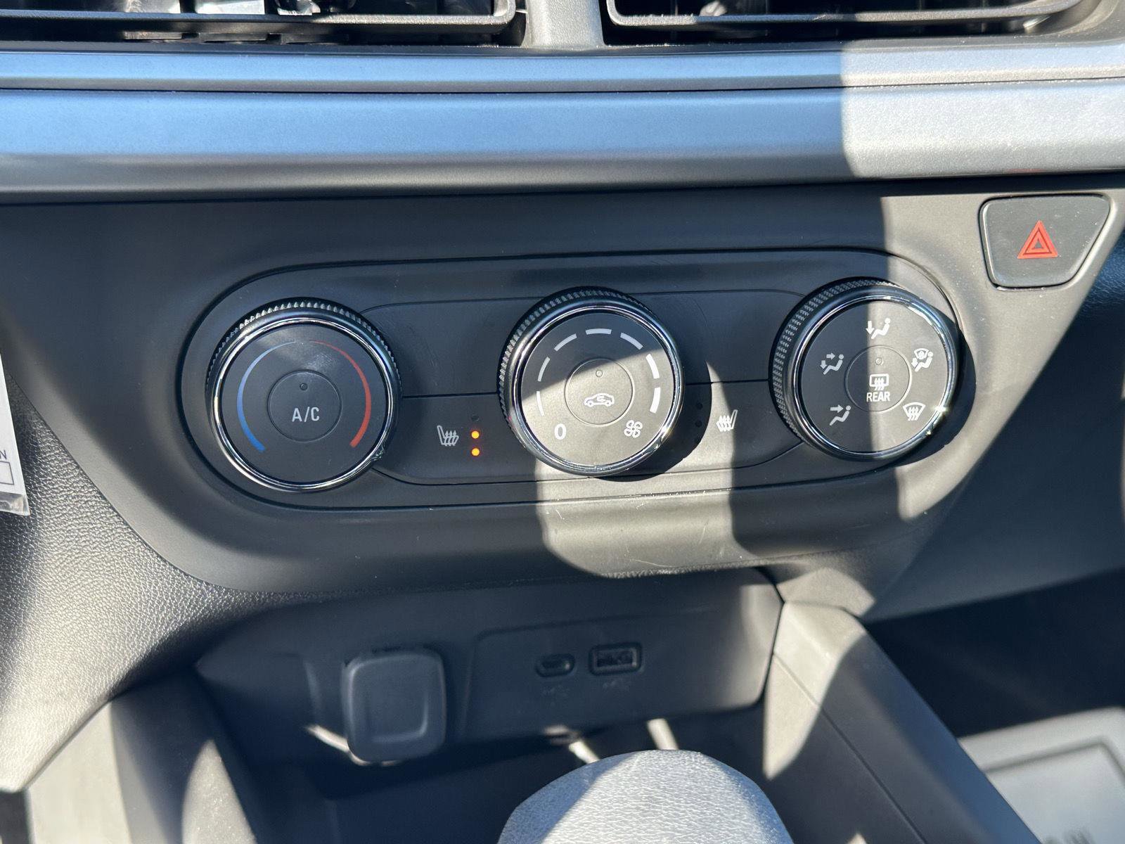 Used 2025 Chevrolet Trax RS w/ Driver Confidence Package image 16