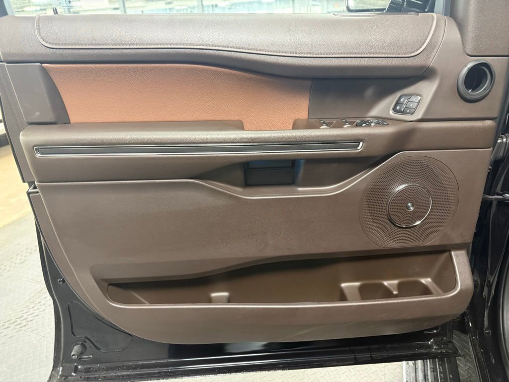 Used 2024 Ford Expedition Max King Ranch AWD/4WD image 8