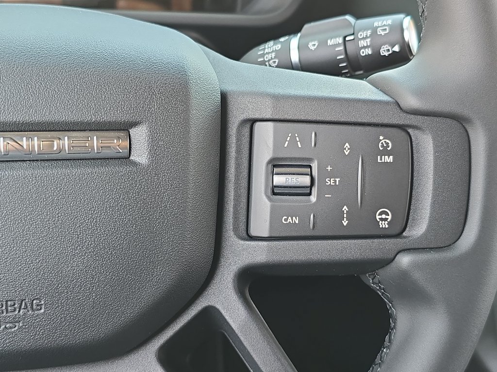 New 2026 Land Rover Defender 110 Trophy Edition AWD/4WD image 19