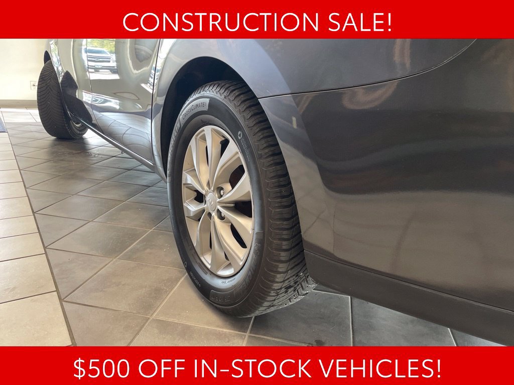 Used 2020 Kia Sedona LX FWD image 17