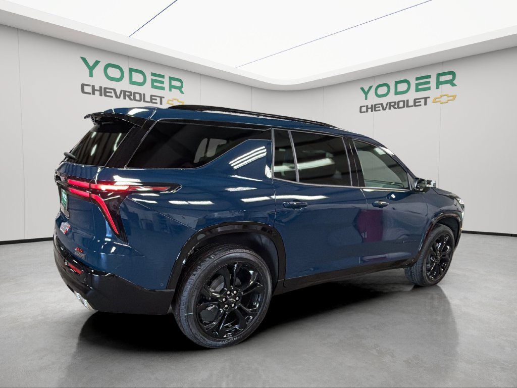 New 2027 Chevrolet Traverse RS w/ LPO, Floor Liner Package AWD/4WD image 4