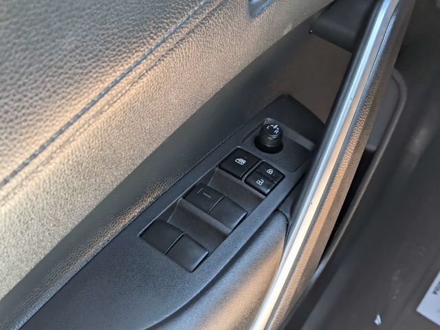 Used 2023 Toyota Corolla Cross AWD Hybrid image 18