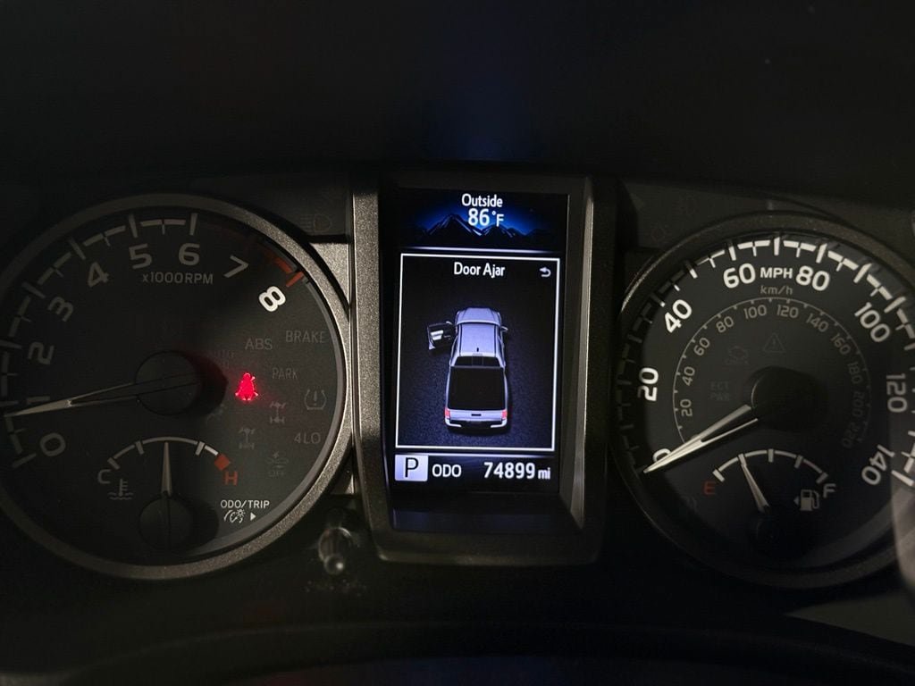 Used 2019 Toyota Tacoma TRD Sport w/ Technology Package AWD/4WD image 13