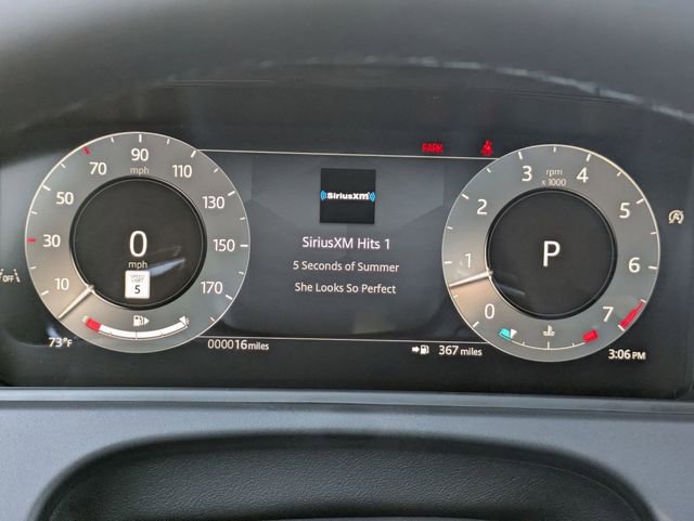 New 2026 Land Rover Range Rover Velar Dynamic SE image 8