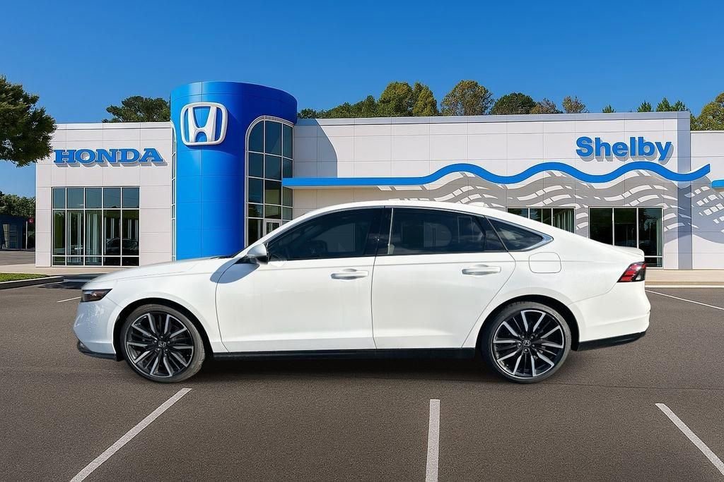 New 2025 Honda Accord Touring image 5