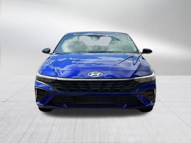 New 2025 Hyundai Elantra Sport FWD image 21