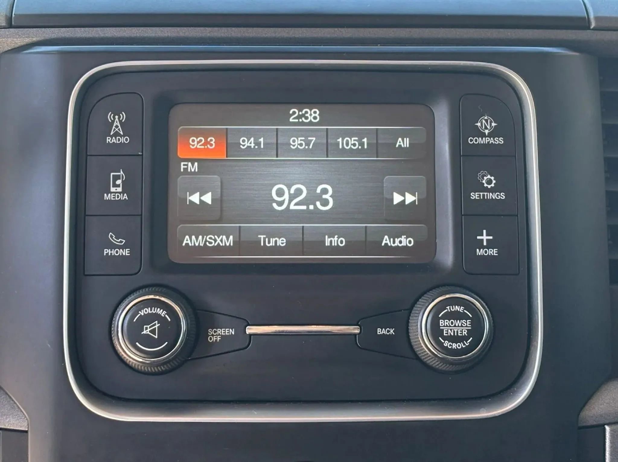 Used 2015 RAM 3500 Tradesman w/ Chrome Appearance Group image 19