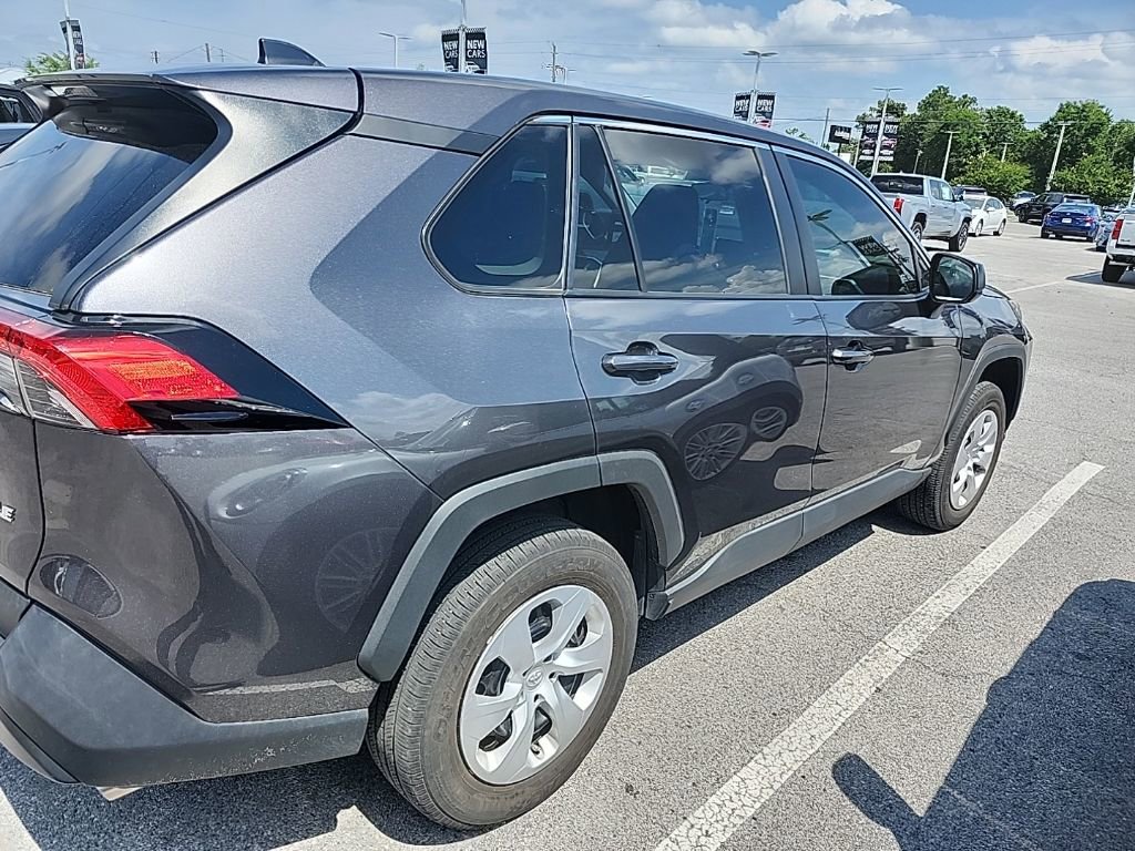 Used 2024 Toyota RAV4 LE FWD image 13