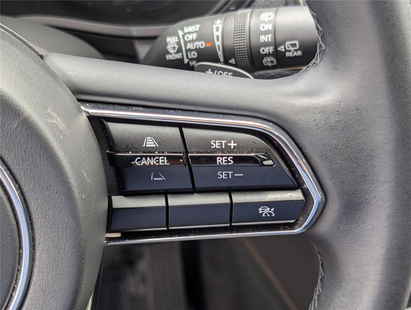 Used 2024 MAZDA CX-90 Plug-In Hybrid w/ Preferred AWD/4WD image 26