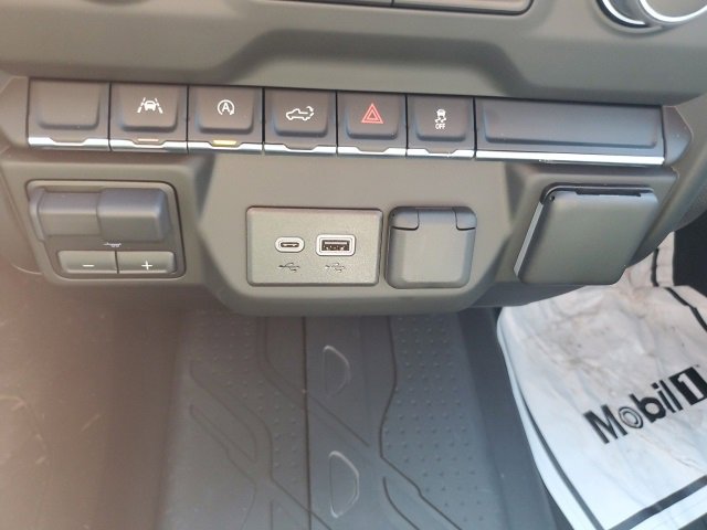 Used 2024 Chevrolet Silverado 1500 Custom w/ LPO, Dark Essentials Package image 43