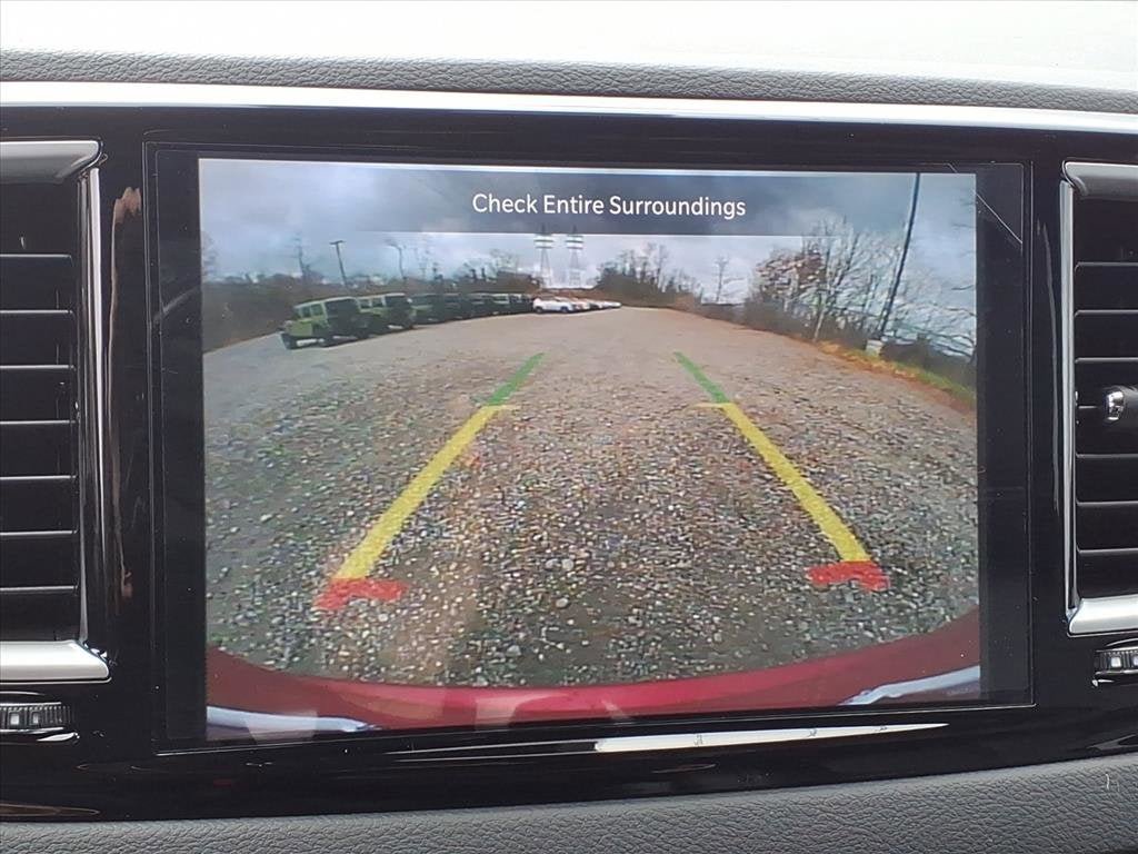 New 2026 Chrysler Voyager LX image 9
